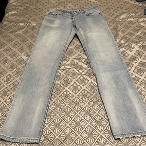 Levi’s 501 size 28 jeans